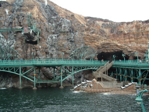 The Nautilus at right and the drilling machine at upper left.